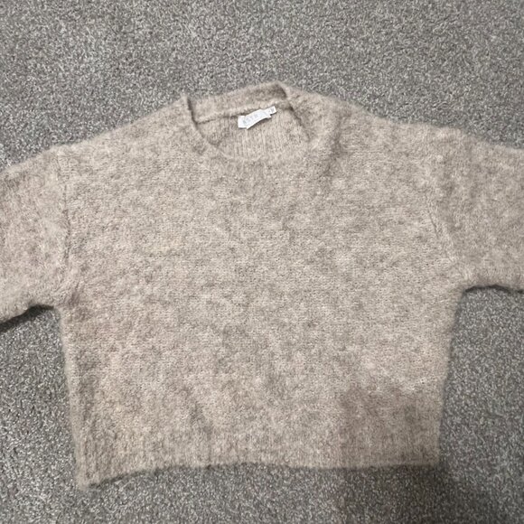 Aster Crop Sweater - Picture 5 of 6